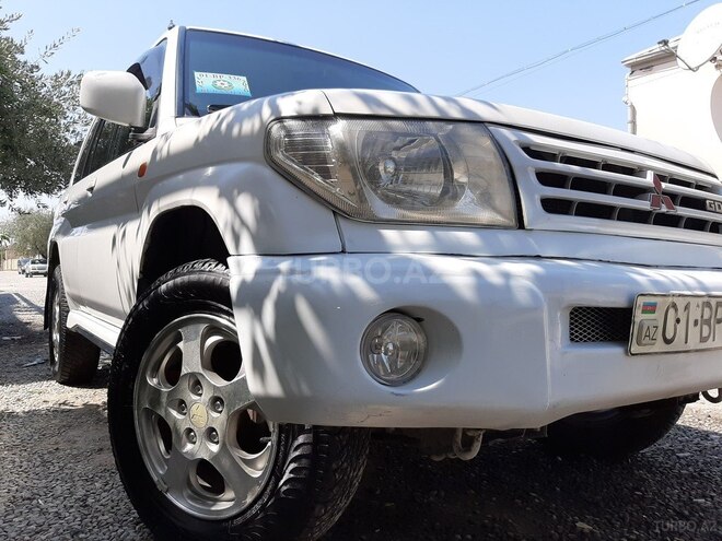 Mitsubishi Pajero io 2000, 300,000 km - 1.8 л - Bakı