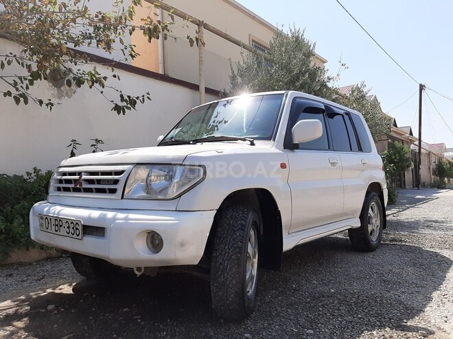 Mitsubishi Pajero io 2000, 300,000 km - 1.8 л - Bakı