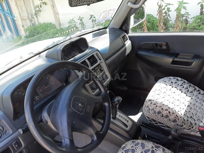 Mitsubishi Pajero io 2000, 300,000 km - 1.8 л - Bakı