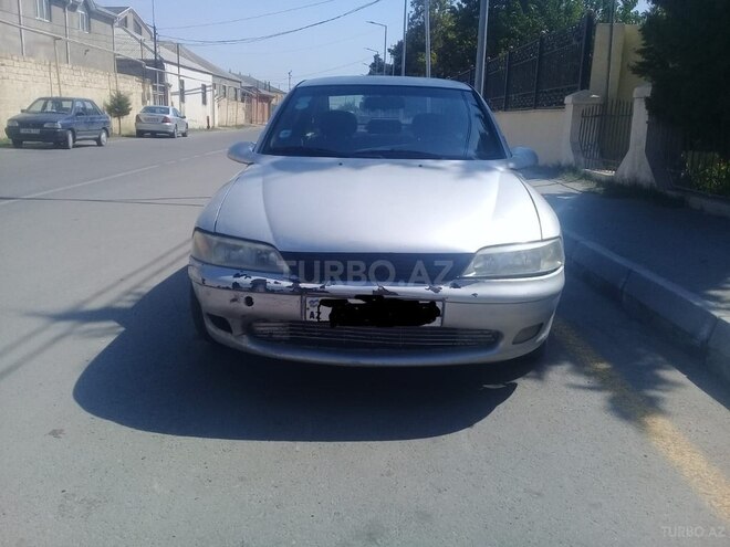 Opel Vectra 1998, 150,000 km - 2.0 l - Bakı