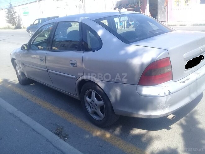 Opel Vectra 1998, 150,000 km - 2.0 l - Bakı