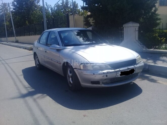 Opel Vectra 1998, 150,000 km - 2.0 l - Bakı