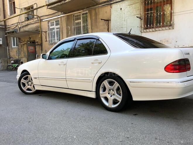 Mercedes E 240 2001, 230,000 km - 2.4 l - Bakı