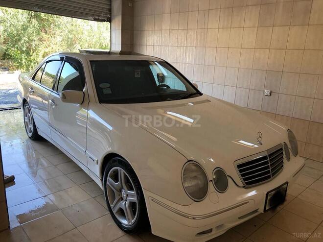 Mercedes E 240 2001, 230,000 km - 2.4 l - Bakı