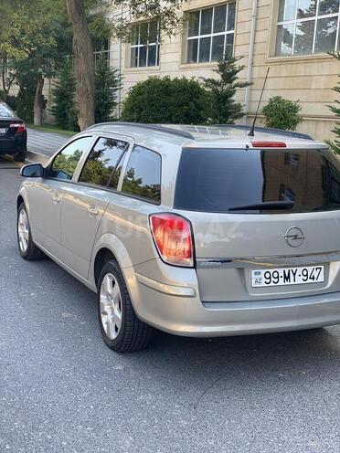 Opel Astra 2006, 215,000 km - 1.3 l - Bakı