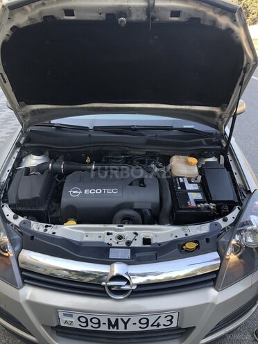 Opel Astra 2006, 215,000 km - 1.3 l - Bakı
