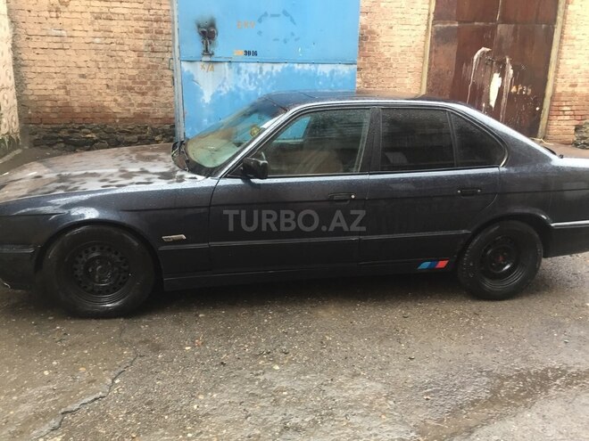 BMW 520 1995, 336,569 km - 2.0 l - Gəncə