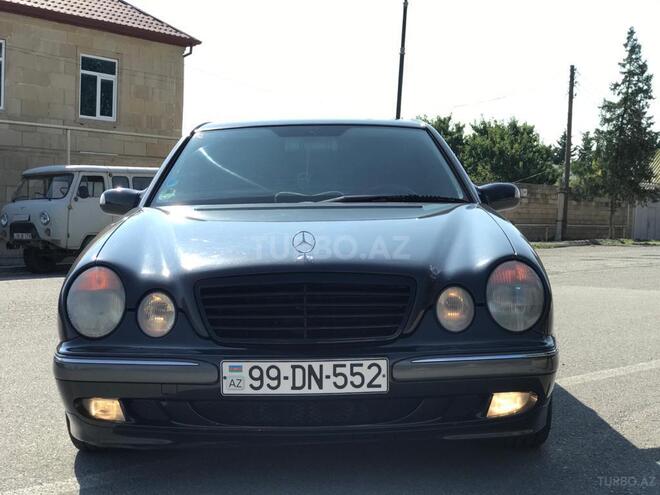 Mercedes E 200 2000, 221,000 km - 2.0 л - Şamaxı
