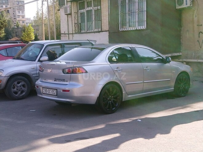 Mitsubishi Lancer 2010, 222,300 km - 2.0 л - Bakı