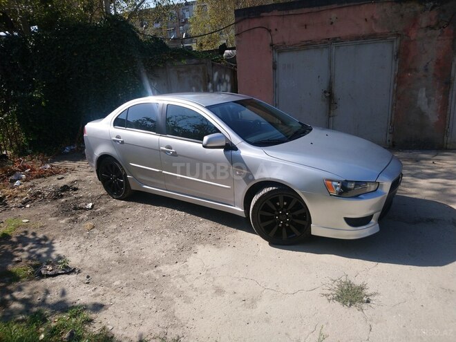 Mitsubishi Lancer 2010, 222,300 km - 2.0 л - Bakı