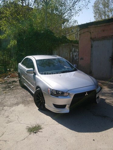 Mitsubishi Lancer 2010, 222,300 km - 2.0 л - Bakı