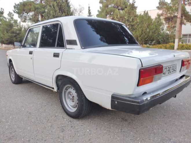 LADA (VAZ) 2107 2005, 124,603 km - 1.6 l - Salyan