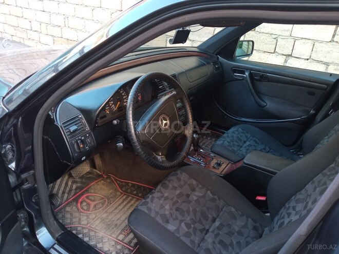 Mercedes C 200 2000, 289,000 km - 2.0 l - Yevlax