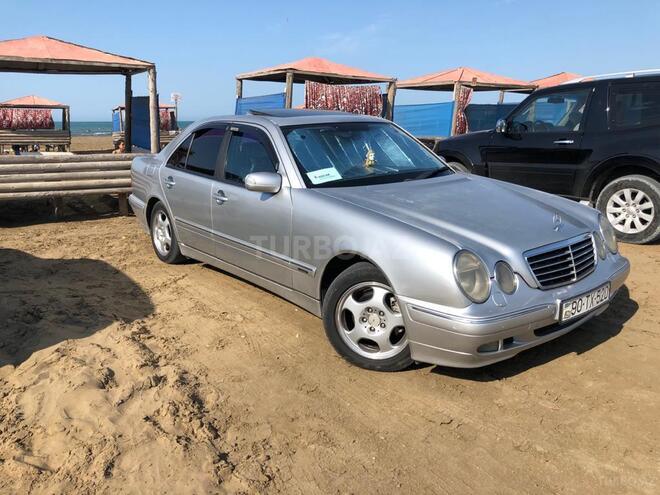Mercedes E 270 2001, 530,000 km - 2.7 л - Bakı