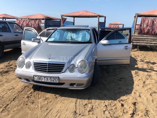 Mercedes E 270 2001, 530,000 km - 2.7 л - Bakı