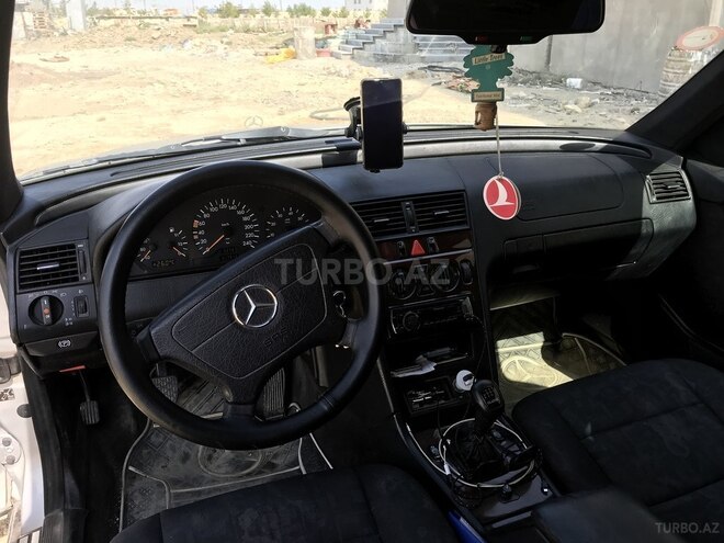 Mercedes C 180 1995, 317,000 km - 1.8 л - Bakı
