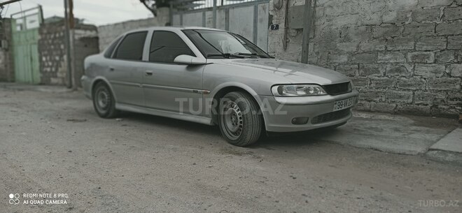 Opel Vectra 1996, 499,000 km - 2.0 l - Bakı
