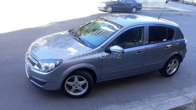 Opel Astra 2005, 135,000 km - 1.4 l - Bakı