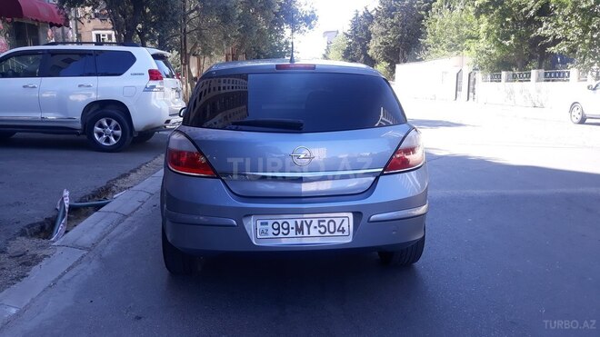 Opel Astra 2005, 135,000 km - 1.4 l - Bakı