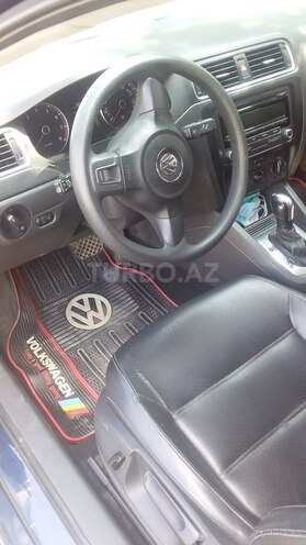 Volkswagen Jetta 2014, 953,562 km - 1.8 л - Gəncə