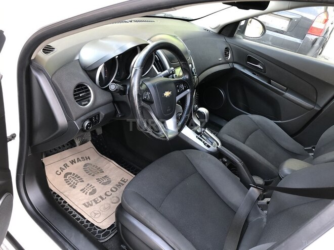 Chevrolet Cruze 2013, 107,710 km - 1.8 л - Bakı