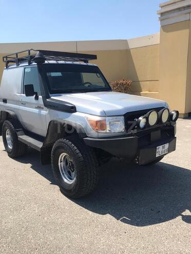 Toyota Land Cruiser 2011, 145,000 km - 4.2 л - Bakı