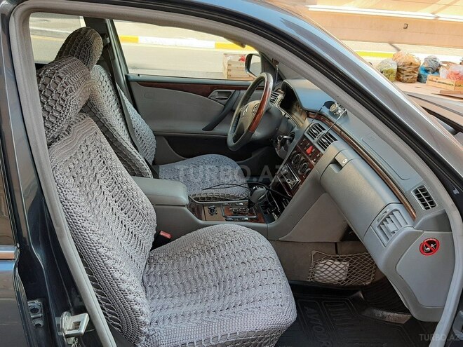 Mercedes E 220 2000, 537,800 km - 2.2 l - Bakı