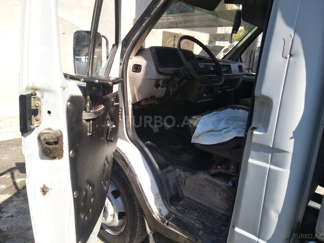 GAZ 3302-744 2000, 361,760 km - 2.4 л - Sabirabad