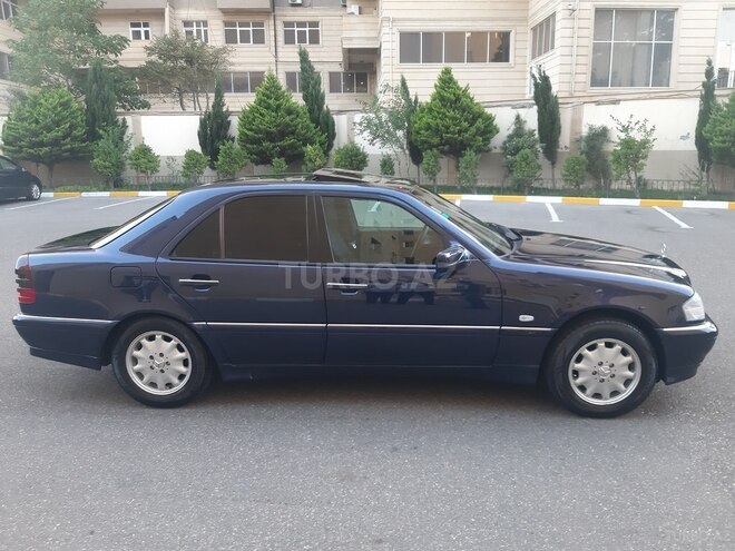 Mercedes C 220 1999, 315,600 km - 2.2 l - Bakı