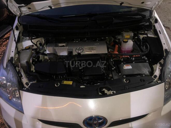 Toyota Prius 2010, 240,000 km - 1.8 л - Bakı