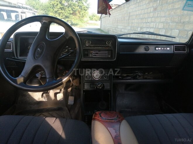 LADA (VAZ) 2107 2003, 65,000 km - 1.6 l - Ucar