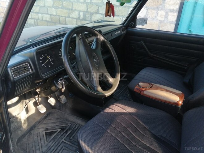 LADA (VAZ) 2107 2003, 65,000 km - 1.6 l - Ucar