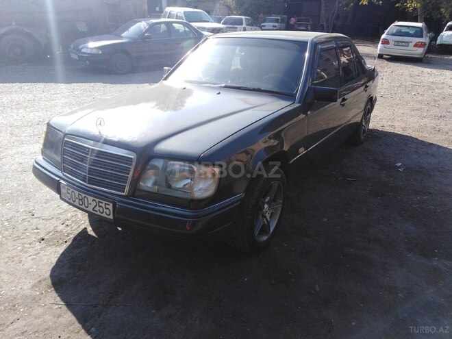 Mercedes E 250 1992, 352,888 km - 2.5 л - Xırdalan