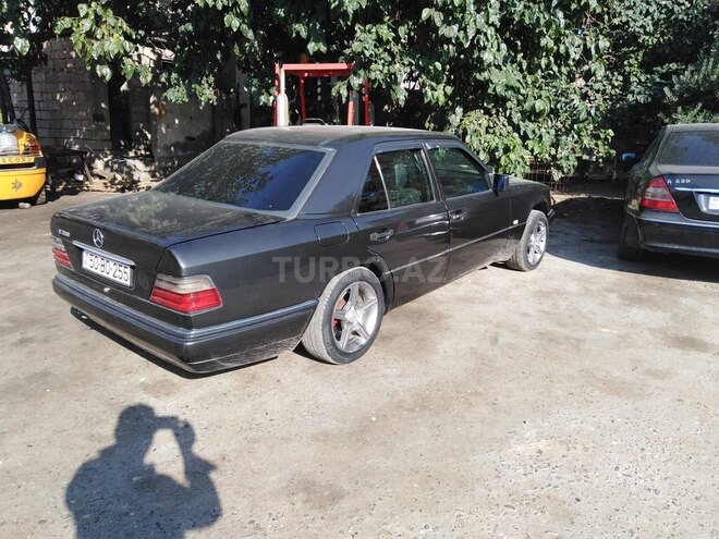 Mercedes E 250 1992, 352,888 km - 2.5 л - Xırdalan