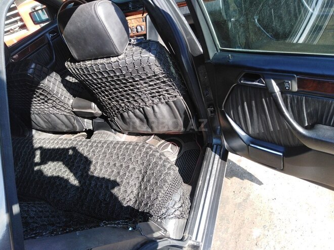 Mercedes E 250 1992, 352,888 km - 2.5 л - Xırdalan