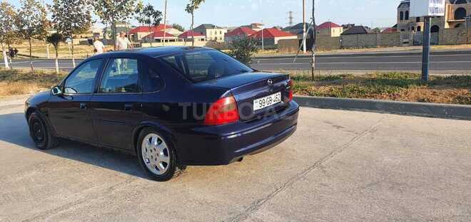 Opel Vectra 1999, 200,000 km - 2.0 l - Bakı