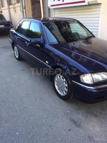 Mercedes C 200 1999, 278,000 km - 2.0 l - Bakı