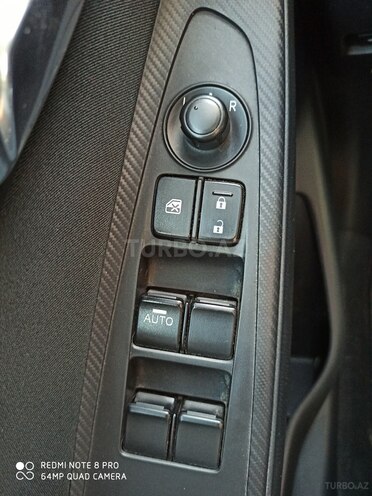 Toyota Yaris 2015, 78,000 km - 1.5 l - Bakı