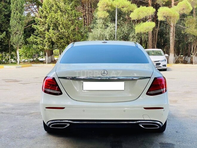 Mercedes E 220 2016, 202,000 km - 2.2 l - Bakı