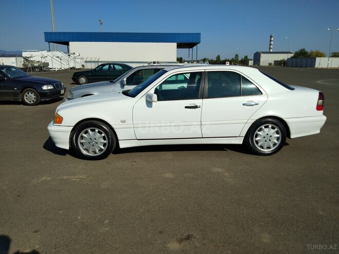 Mercedes C 200 1999, 242,950 km - 2.0 l - Lənkəran