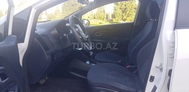 Kia Rio 2014, 193,000 km - 1.4 l - Gəncə