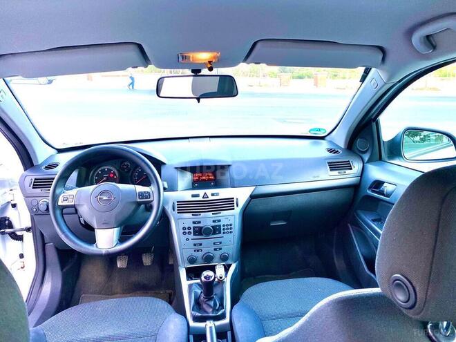 Opel Astra 2009, 230,400 km - 1.3 л - Bakı