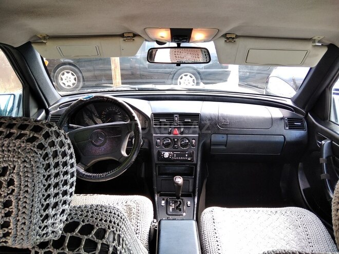 Mercedes C 220 1998, 300,000 km - 2.2 л - Bakı