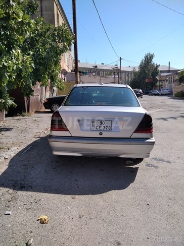 Mercedes C 220 1998, 300,000 km - 2.2 л - Bakı