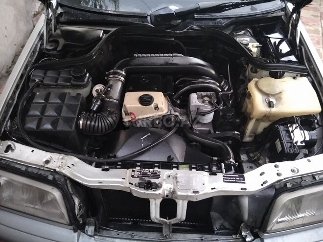 Mercedes C 220 1998, 300,000 km - 2.2 л - Bakı