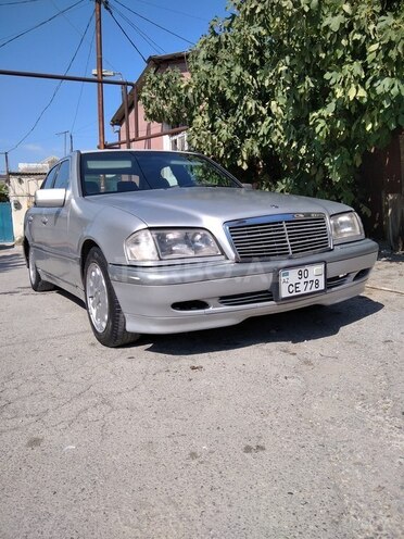 Mercedes C 220 1998, 300,000 km - 2.2 л - Bakı