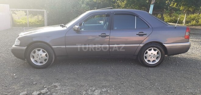 Mercedes C 180 1996, 374,450 km - 1.8 l - Qazax