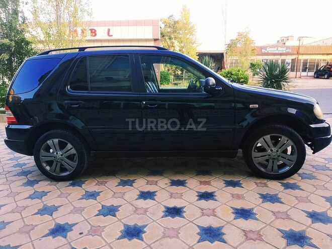 Mercedes ML 320 2001, 218,000 km - 3.2 l - Bakı