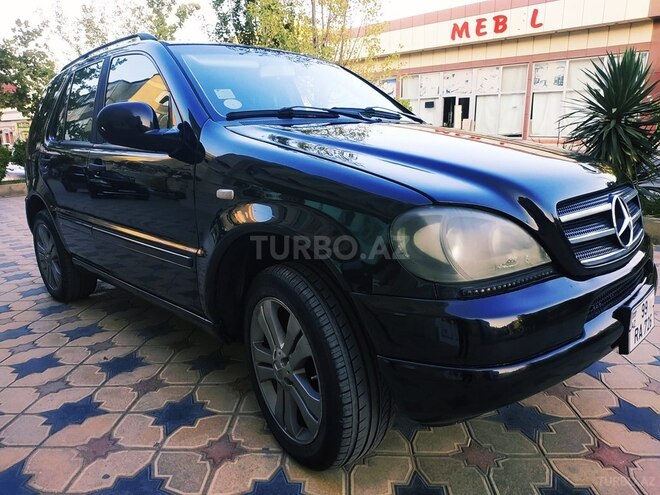 Mercedes ML 320 2001, 218,000 km - 3.2 l - Bakı