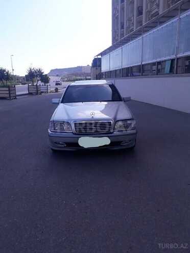 Mercedes C 240 1998, 290,000 km - 2.4 л - Bakı